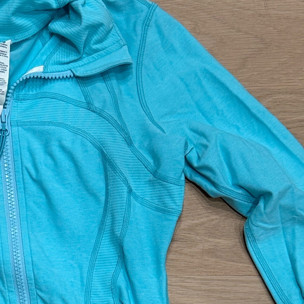 Lululemon Define Heathered Angel Blue / Tonka Stripe Jacket